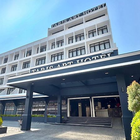 Taris Art Hotel Phrae Ngoại thất bức ảnh