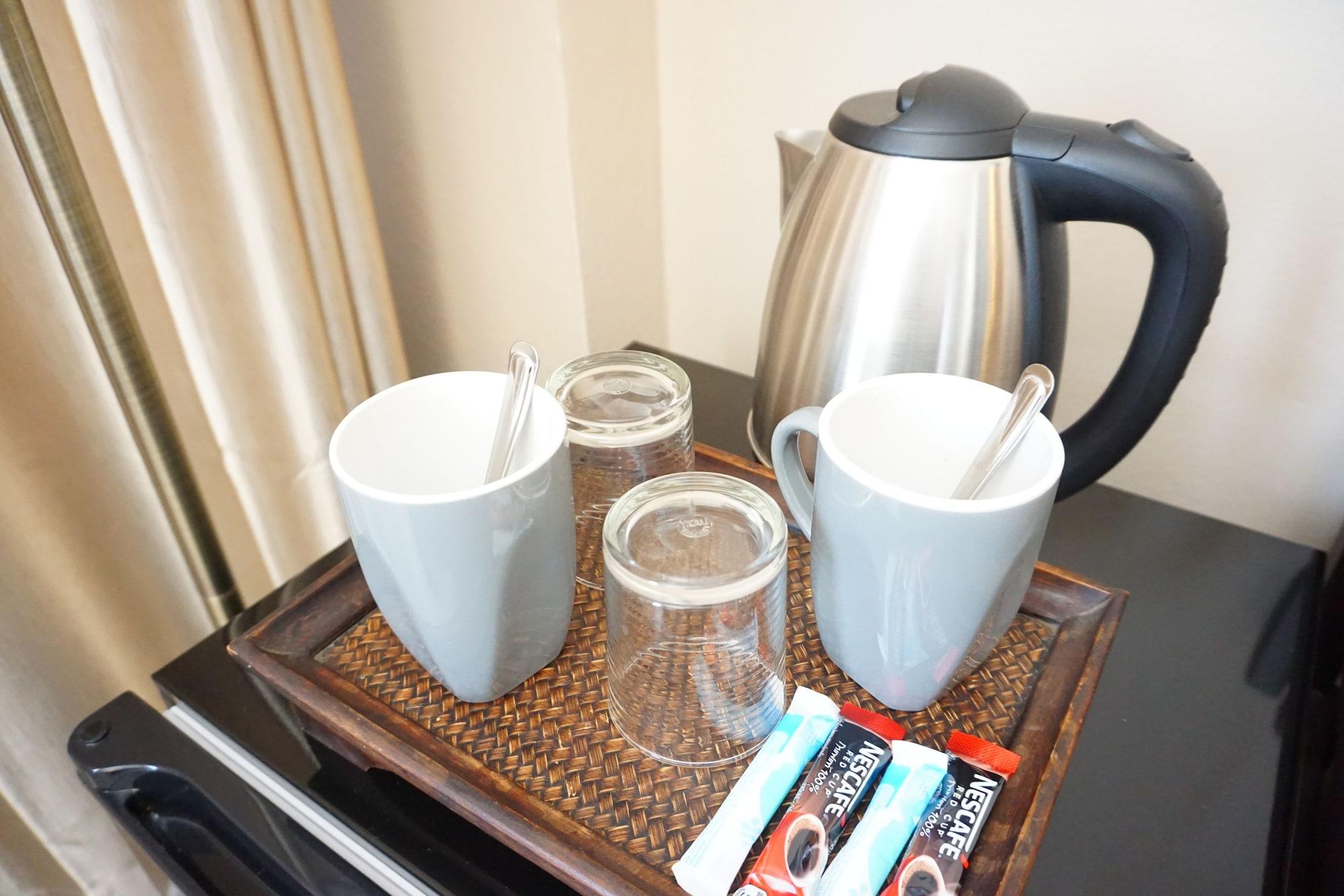 Taris Art Hotel Phrae Ngoại thất bức ảnh